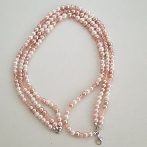 Coral/peach double strand necklace.
